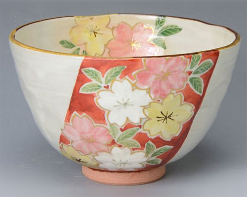 京焼・清水焼　抹茶碗 「 帯桜(赤) 」 俊山窯